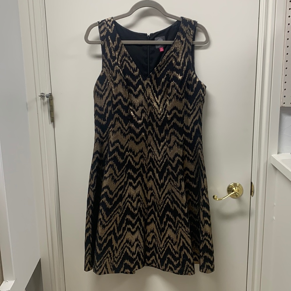 Black and gold Vince Camuto Cocktail Dress. Size 12.